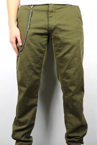 Hose Chino difference military